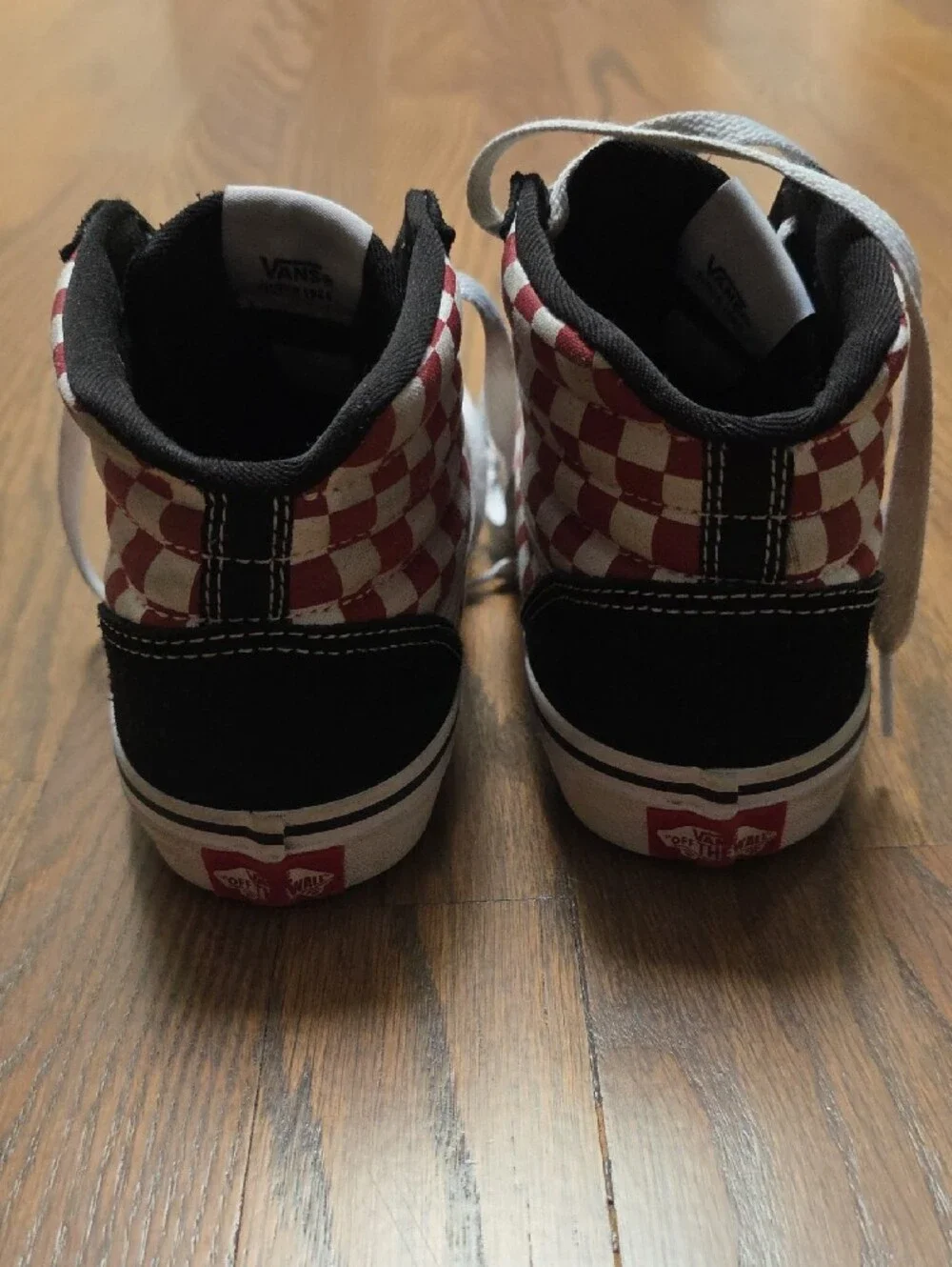 Vans Kids High-Top Checkerboard Sneakers in Black & Red